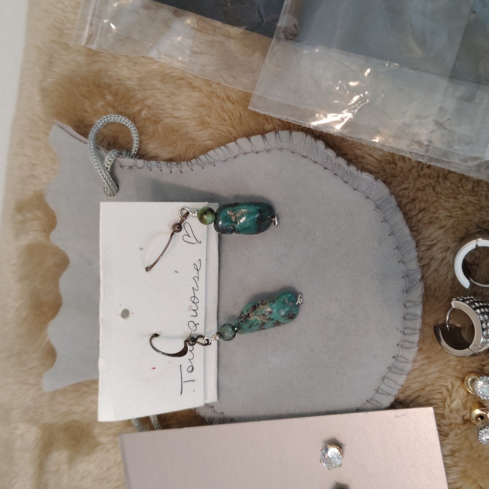 Earring Bundle - Picture 3 of 5